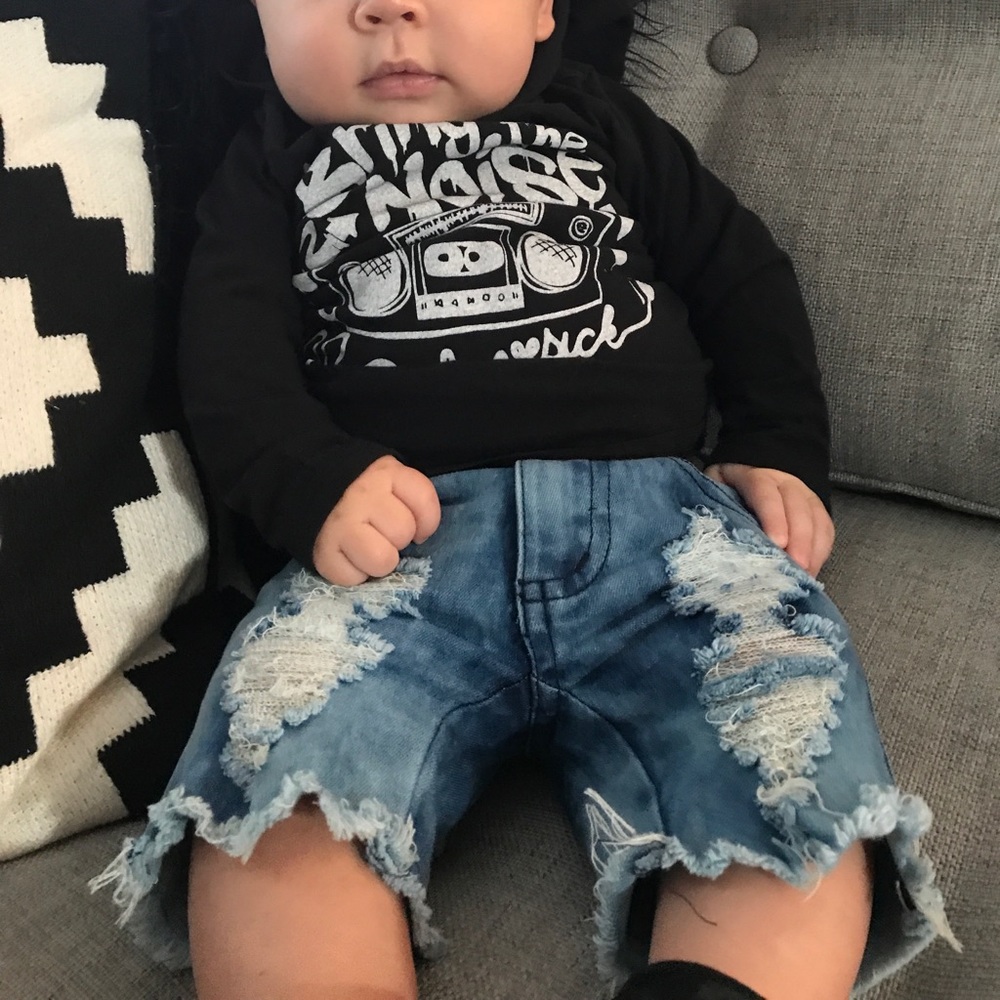 ⭐️sold⭐️Love sick threads hooded tee shirt - Picture 1 of 7
